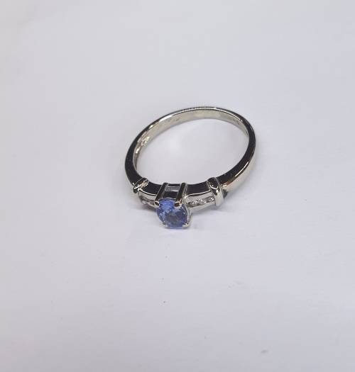 White Gold Diamond & Tanzanite Ring